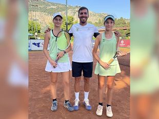 le-gemelle-raineri-regalano-al-tennis-club-palermo-2-il-titolo-di-campionesse-siciliane-under-14
