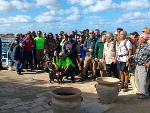 tutti-sullantica-trasversale-sicula-camminatori-da-diverse-parti-del-mondo-in-viaggio-da-mozia-a-camarina