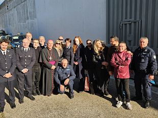 carcere-di-castelvetrano-il-vescovo-giurdanella-a-pranzo-con-i-detenuti