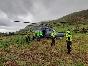 trapani/esercitazione-in-zona-impervia-per-gli-equipaggi-dell82-centro-csar