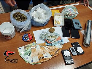trapani/trapani-perquisito-il-bunker-della-droga-sequestrati-stupefacenti-e-contanti-4-arrestati