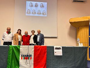 i-ragazzi-del-liceo-incontrano-adelmo-cervi-suo-padre-e-gli-zii-vennero-fucilati-dai-fascisti