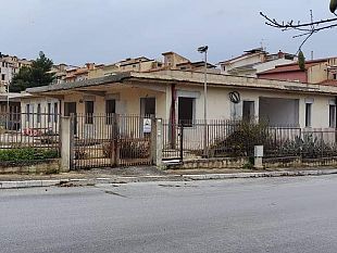 calatafimi-firmato-il-contratto-per-i-lavori-di-manutenzione-della-scuola-sasi