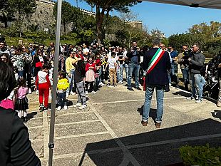 alcamo-una-grande-festa-per-la-giornata-nazionale-della-gentilezza-ai-nuovi-nati