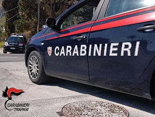 trapani/erice-non-rispetta-lordinanza-comunale-e-accende-un-fuoco-per-bruciare-sterpaglie
