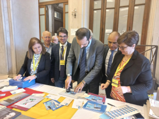 messina-presentato-a-palazzo-zanca-il-francobollo-celebrativo-della-figura-mitologica-di-colapesce