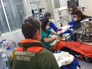 trapani/aeronautica-militare-trasporta-durgenza-un-neonato-in-pericolo-di-vita
