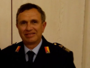 mazara-va-in-pensione-lispettore-capo-dei-vigili-urbani-renzo-mezzapelle