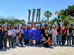 mazara-accoglie-lliria-per-lerasmus-giovani-europei-rileggono-shakespeare-e-ovidio-tra-storia-arte-e-emozioni