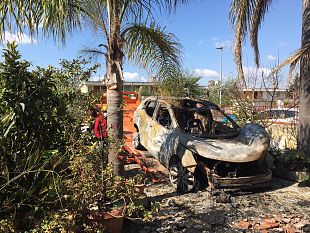 gibellinaincendio-auto-del-sindaco-la-condanna-degli-assessori-gesto-vile-e-vigliacco