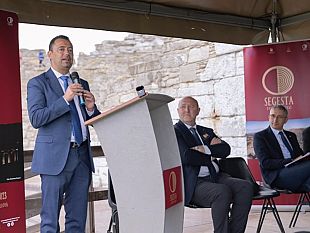 presentato-il-programma-della-ii-edizione-del-segesta-teatro-festival