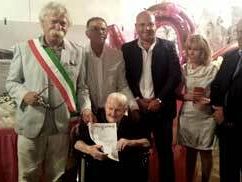 mazara-pergamena-celebrativa-per-i-100-anni-della-signora-eleonora-scalia