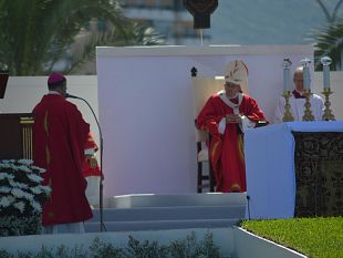 il-papa-tra-le-piaghe-di-sicilia-sofferenze-e-disoccupazione-in-aumento