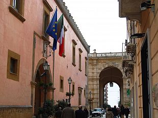 liceo-francese-gemellato-con-il-pascasino-studenti-di-rennes-in-visita-al-comune