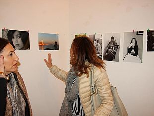 rompiamo-il-silenzio-sabato-si-premiano-i-vincitori-del-concorso-al-convento-del-carmine-sono-ancora-in-esposizione-le-foto-denuncia-partecipanti