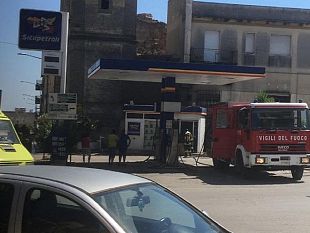 castelvetrano/fiamme-alla-stazione-di-servizio-paura-a-castelvetrano