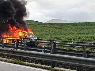 castelvetrano/incidente-sull-a-29-auto-in-fiamme-paura-per-un-imprenditore-castelvetranese