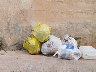 erice-abbandono-di-rifiuti-8-denunce-e-24-sanzioni-in-due-mesi