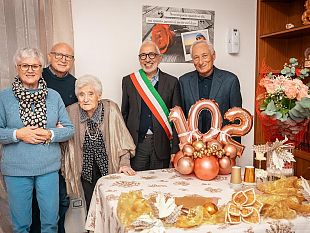 angela-scire-festeggia-102-primavere-presso-la-comunita-ohana