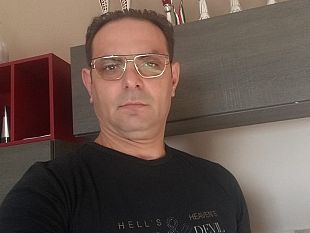 tragedia-in-officina-a-xitta-meccanico-muore-schiacciato-da-un-camion