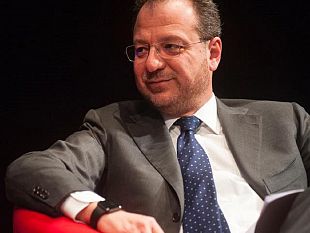 mazarese-giorgio-mule-lascia-la-direzione-panorama-via-alla-carriera-politica