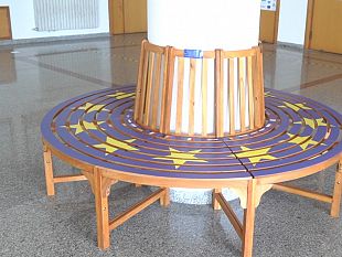 trapani-leuropa-ed-i-giovani-inaugurazione-della-panchina-deuropa