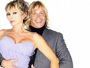 tre-fontane-grande-attesa-per-lo-show-del-sabato-sera-con-carmen-russo-ed-enzo-paolo-turchi-il-10-agosto