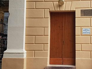 video-mazara-cimitero-fermo-il-servizio-tumulazione-salme-in-attesa-di-sepoltura