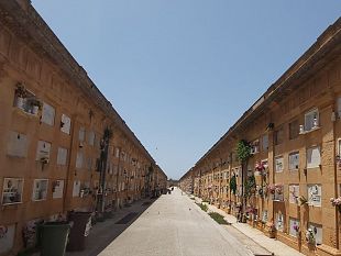 mazara-cimitero-comunale-loculi-pur-acquistati-sono-requisiti-dal-comune-grande-disagio-per-i-cittadini-lassessore-reina-non-ci-sono-piu-loculi