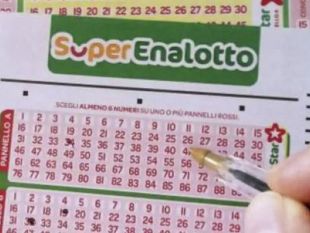 superenalotto-a-mazara-del-vallo-sfiorato-il-6-centrato-un-5-da-oltre-16mila-euro