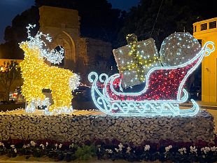 mazara-del-vallo-si-trasforma-per-il-natale-magia-e-tradizione-nelle-strade-della-citta
