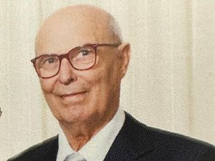 addio-al-ragioniere-giovanni-mandina