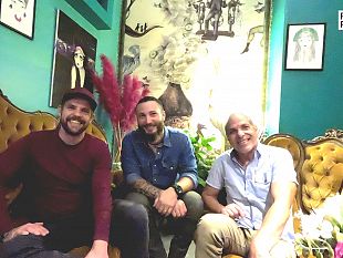 primanews-31-ottobre-ospiti-paolo-ferrante-e-felix-bein-gestori-del-cult-wine-bar