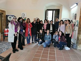 palma-vitae-dona-il-ricavato-delle-uova-di-pasqua-alle-donne-ucraine