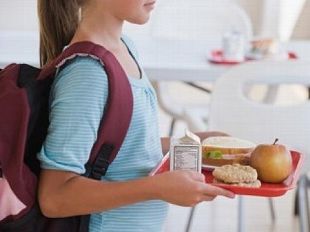 mazara-regolarmente-iniziata-la-refezione-scolastica