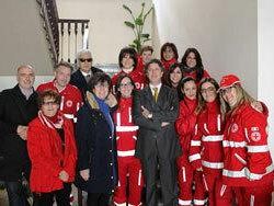 campobello-una-giornata-insieme-alla-croce-rossa-italiana-distribuiti-600-litri-di-latte-a-famiglie-indigenti