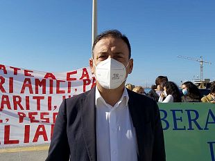 mazara-pescatori-sequestrati-a-bengasi-intervista-al-sindaco-quinci