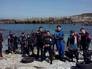 un-defibrillatore-per-lasd-inaltomare