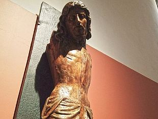 mazara/al-museo-diocesano-esposto-il-crocifisso-senza-braccia