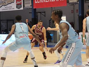 cuore-pallacanestro-trapani-vittoria-contro-gli-ex-renzi-e-corbett