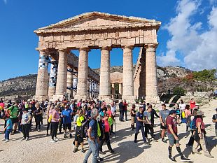 grande-successo-il-trekking-delle-valli-segestane
