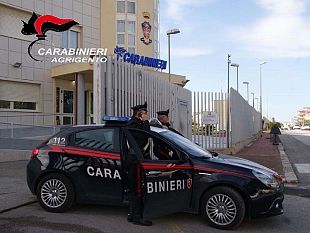 ladri-si-fingono-proprietari-dappartamento-e-si-fanno-trovare-a-letto-arrestati