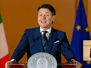 il-premier-conte-l-italia-riparte-dal-25-maggio-via-libera-a-piscine-e-palestre-dal-15-giugno-teatri-e-cinema