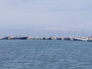 video-1-maggio-mazara-le-sirene-dei-pescherecci-solidarieta-ai-lavoratori-in-mare-al-tempo-del-covid-19-e-della-grande-crisi