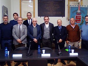 politica-riunione-sindaci-isole-di-sicilia-a-favignana-risolvere-i-problemi-comuni
