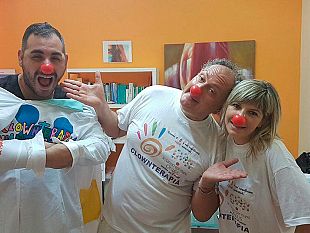 video-a-mazara-i-corso-di-clownterapia-grazie-alla-teniamoci-per-mano-onlus