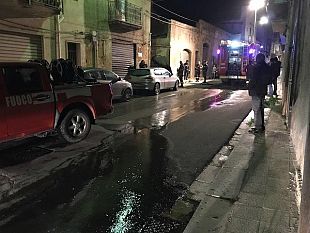 auto-in-fiamme-e-tamponamento-in-via-seggio-mistero-sui-due-episodi