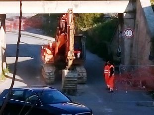 ruspe-al-lavoro-per-riaprire-la-via-chinnici-grazie-ad-un-imprenditore-privato-ed-il-comune