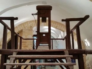 la-ghigliottina-di-trapani