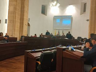 mazara-in-consiglio-lopposizione-vota-solo-debiti-fuori-bilancio-con-sentenza